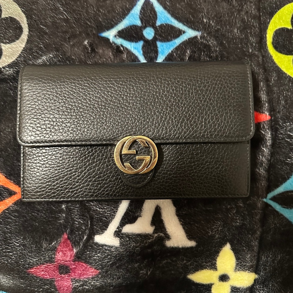 Gucci woc